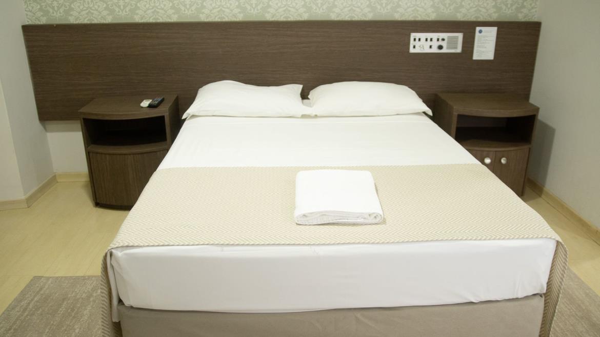 quarto single 5.jpg