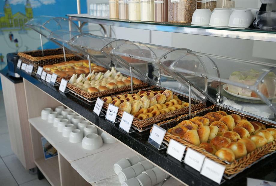 salgados e pães.jpg