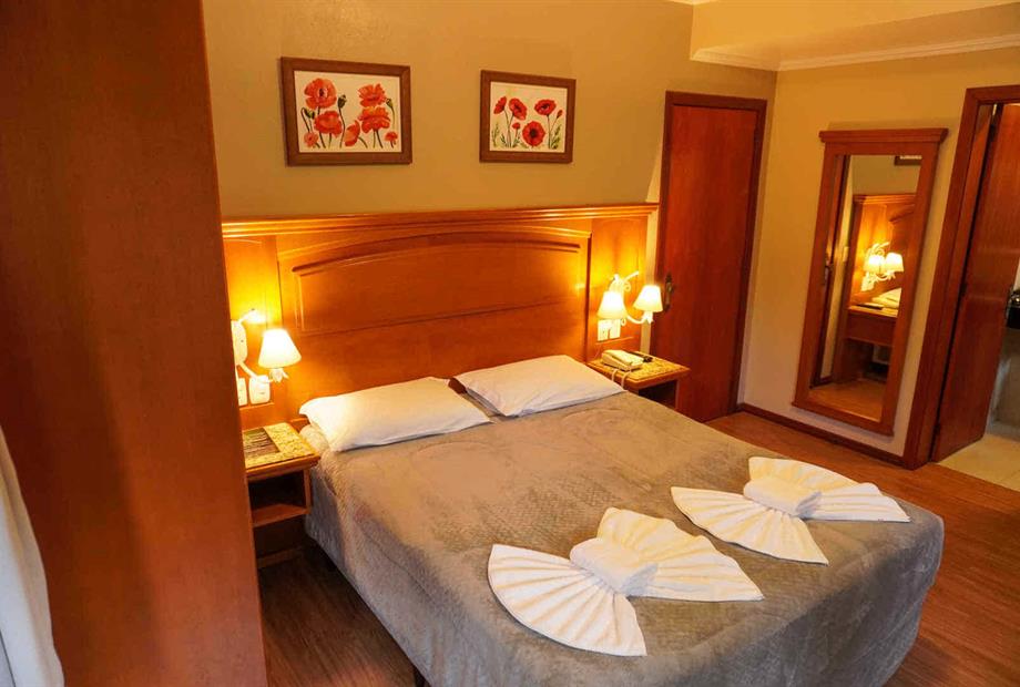 apartamento 05 - omnibees.jpg