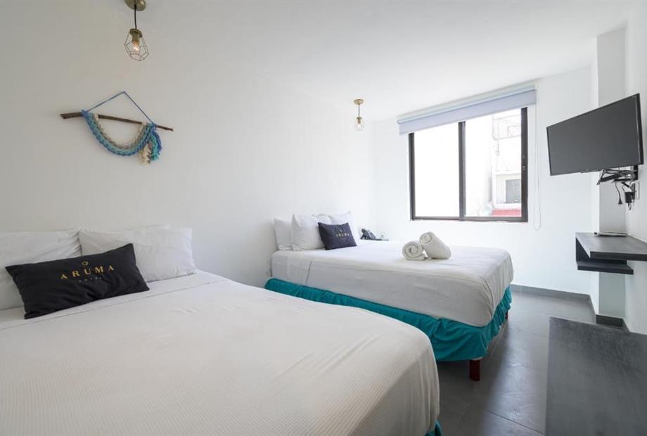 Quarto com 2 Camas de Solteiro-1.jpg