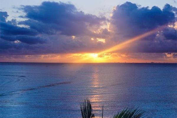 Foto 10 de The Carmen Hotel - Ocean Front by Kavia