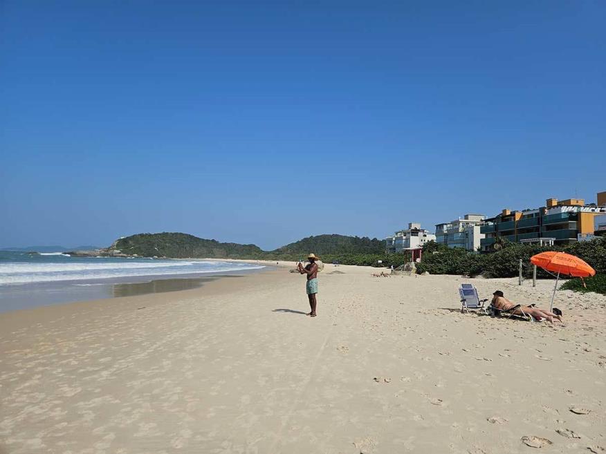 4-ilhas-bombinhas-sc-07.jpg