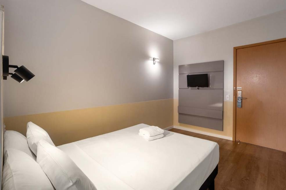 006a9906-hdr.jpg
