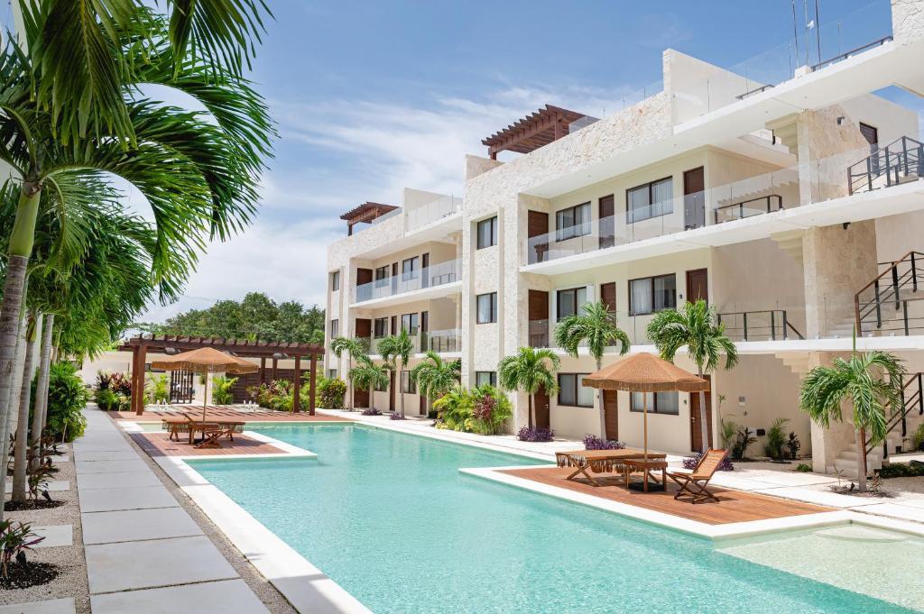 NATURA hotels & residences