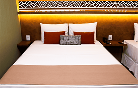 Luxury PNE of Wakanda Hotel