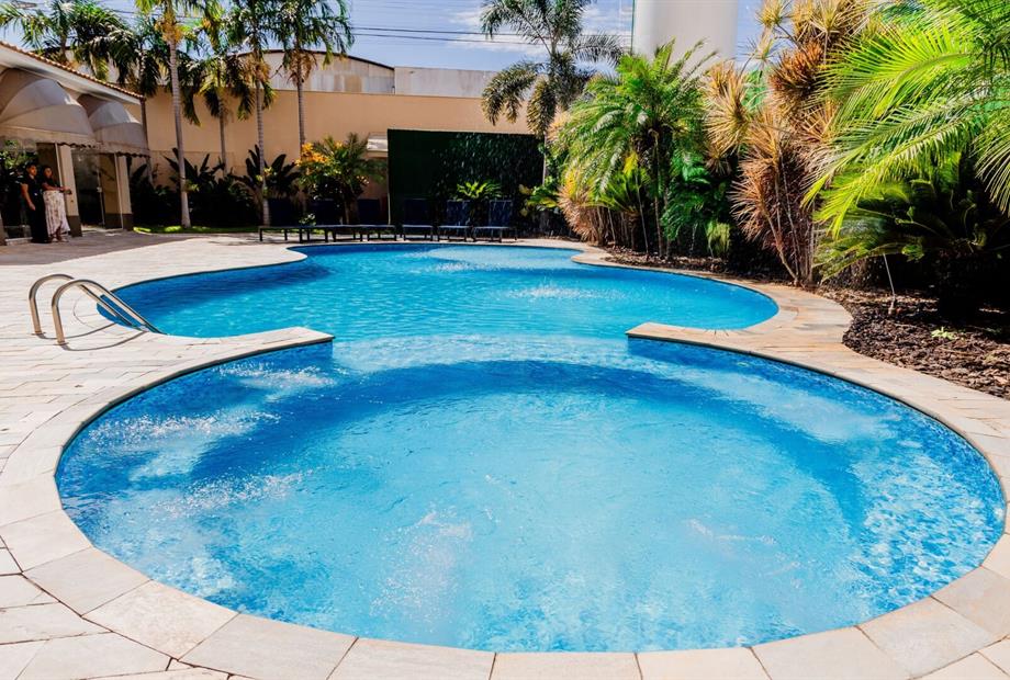 oeste plazza hotel-055 (12).jpg