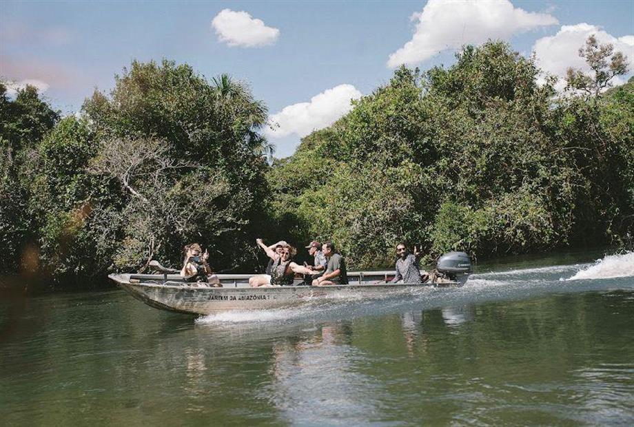 barco j amazonia.jpeg