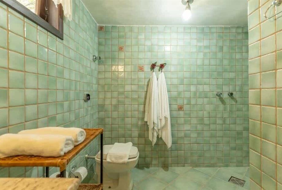 b. familia banheiro uh 01.jpg