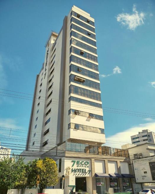 784599.jpg