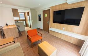 Apartamento 2 Quartos com Varanda de Anna Suites Arpoador
