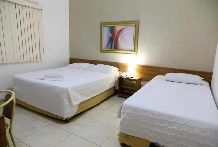 Quarto Triplo Standard-1.jpg