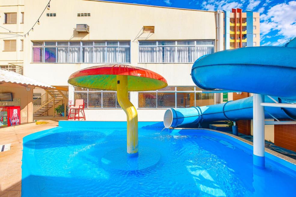 piscina2.jpg