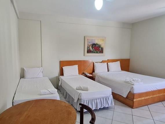 uh 1 cama de casal 2 solteiro nova angulo .jpg