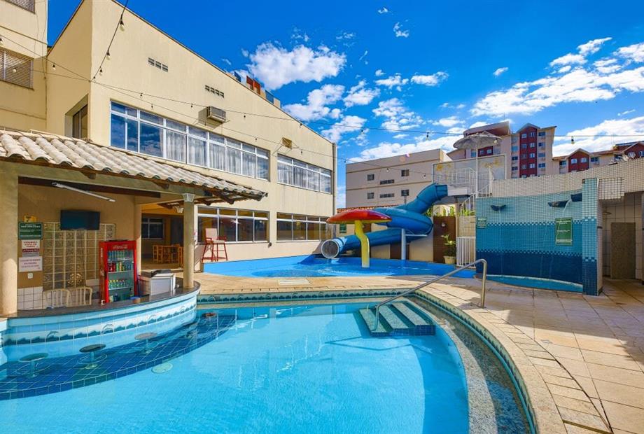piscina1.jpg