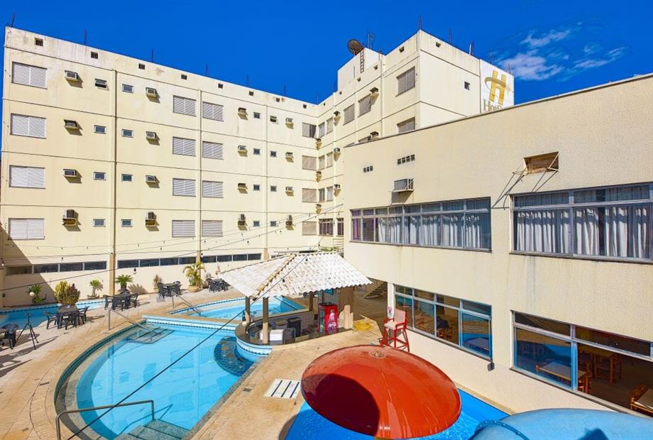piscina2.jpg