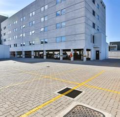 estacionamento booking.jpg