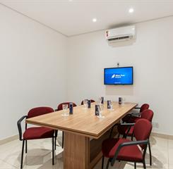 sala de reuniões omn.jpg