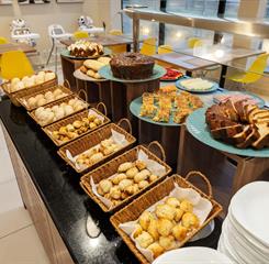 cafe da manha 1 omn.jpg