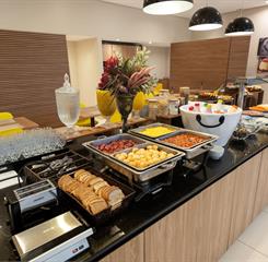 café da manha 3 omn.jpg