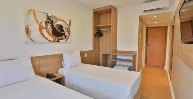 std twin booking 1.jpg