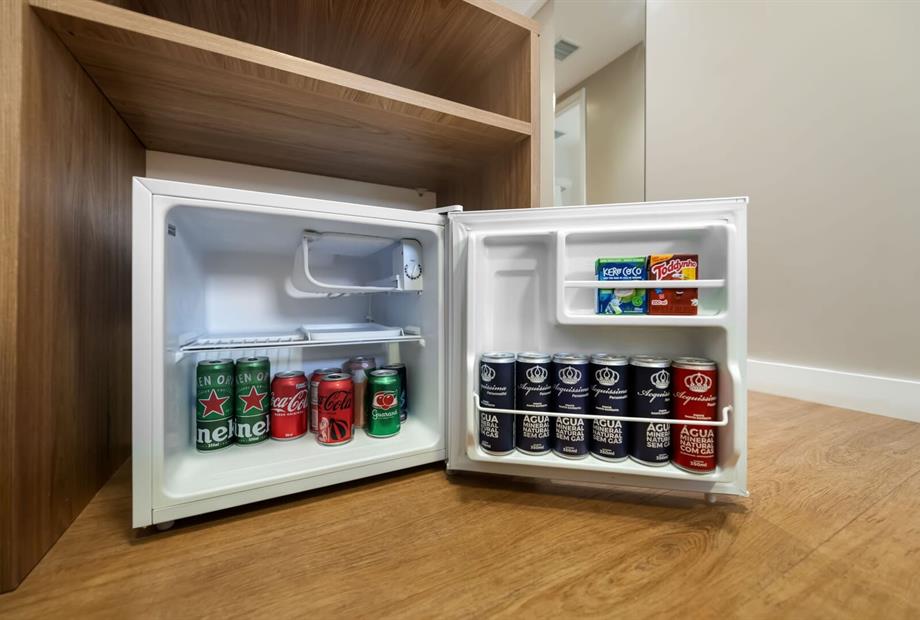 frigobar omn.jpg