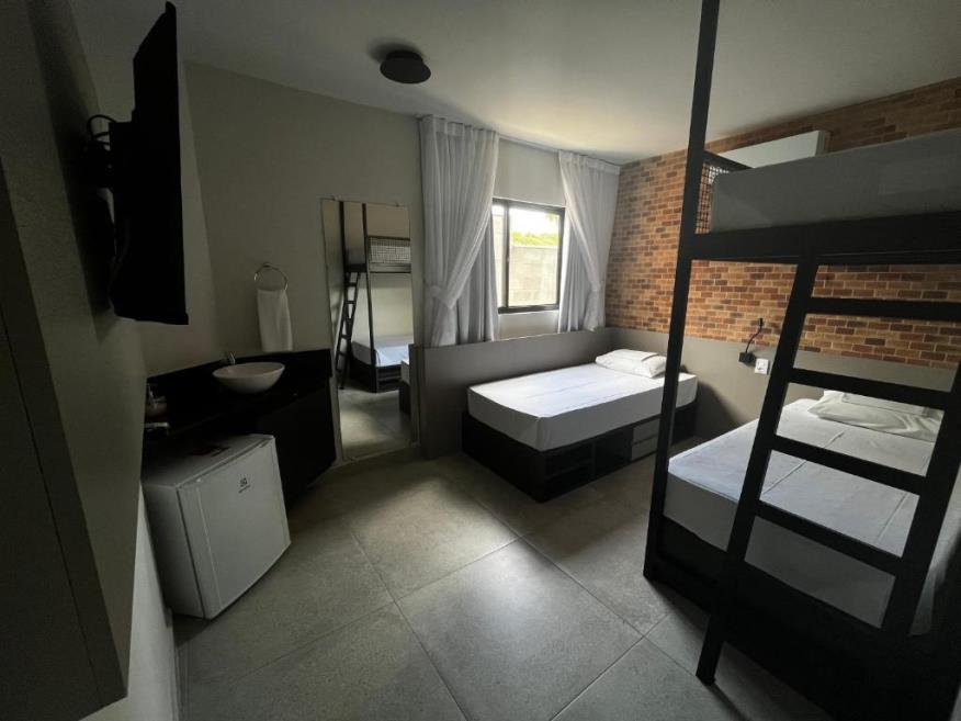 Quarto Triplo-2.jpg