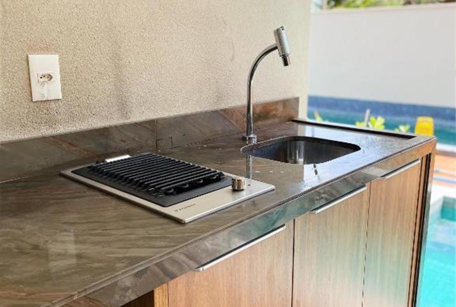 Apartamento no Térreo com 3 Suítes-3.jpg