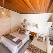 Quarto Triplo com Varanda