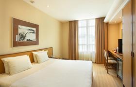 EXECUTIVE SUPERIOR WITH DOUBLE BED of Windsor Asturias Hotel