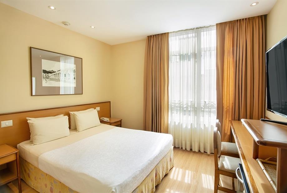 standard double w. asturias baixa.jpg