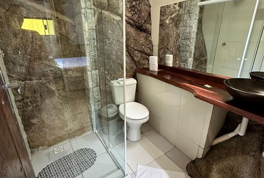 whatsapp image 2024-10-20 at 18.37.20 (1).jpeg