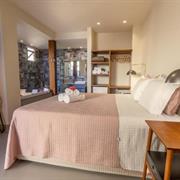 Master Vista Lateral Mar com Banheira Hidromassagem