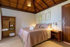 Master Vista Mar com Banheira Hidromassagem