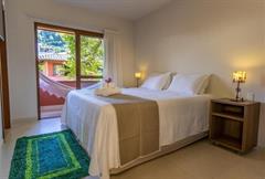 Duplo Vista Jardim com Varanda