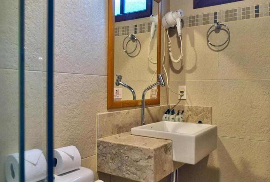 Quarto Duplo Standard com Vista do Jardim-3.jpg