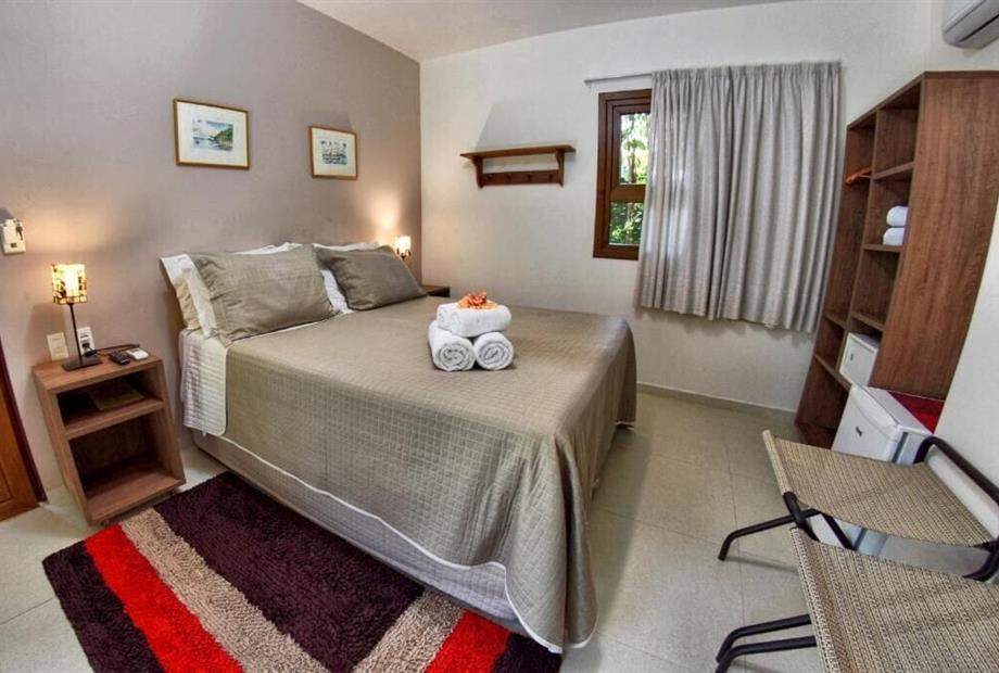 Quarto Duplo Standard com Vista do Jardim-9.jpg