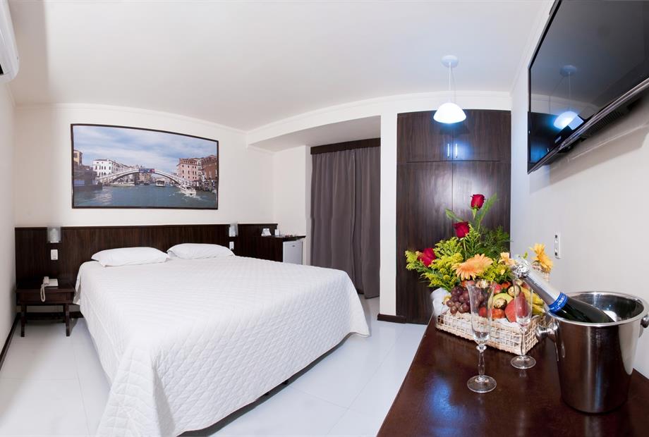 Casal Super Luxo 2.jpg