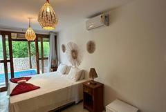 Bangalô com piscina privativa