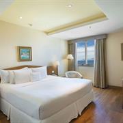 SUPERIOR EXECUTIVO COM CAMA CASAL