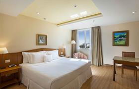 SUPERIOR COM CAMA CASAL do Windsor Barra Hotel