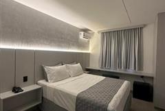 Quarto Deluxe com Cama Queen-size