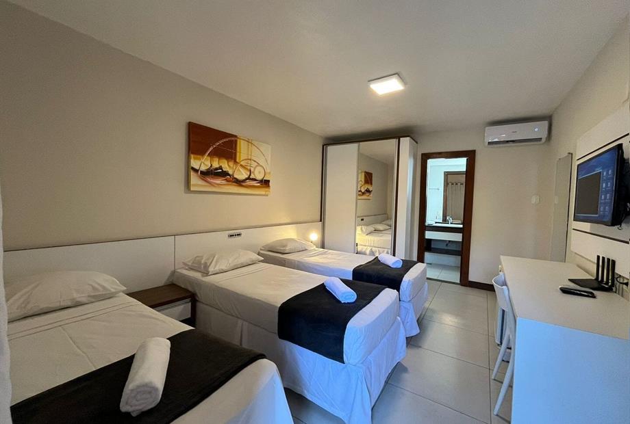 whatsapp image 2024-08-20 at 12.04.22 (2).jpeg