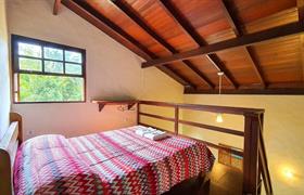 Mezanino Quadruplo com Varanda do Pousada Canto Magico