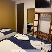 Quarto Triplo Básico