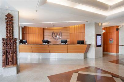 lobby-(2).jpg
