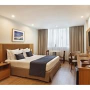 SUPERIOR COM CAMA CASAL