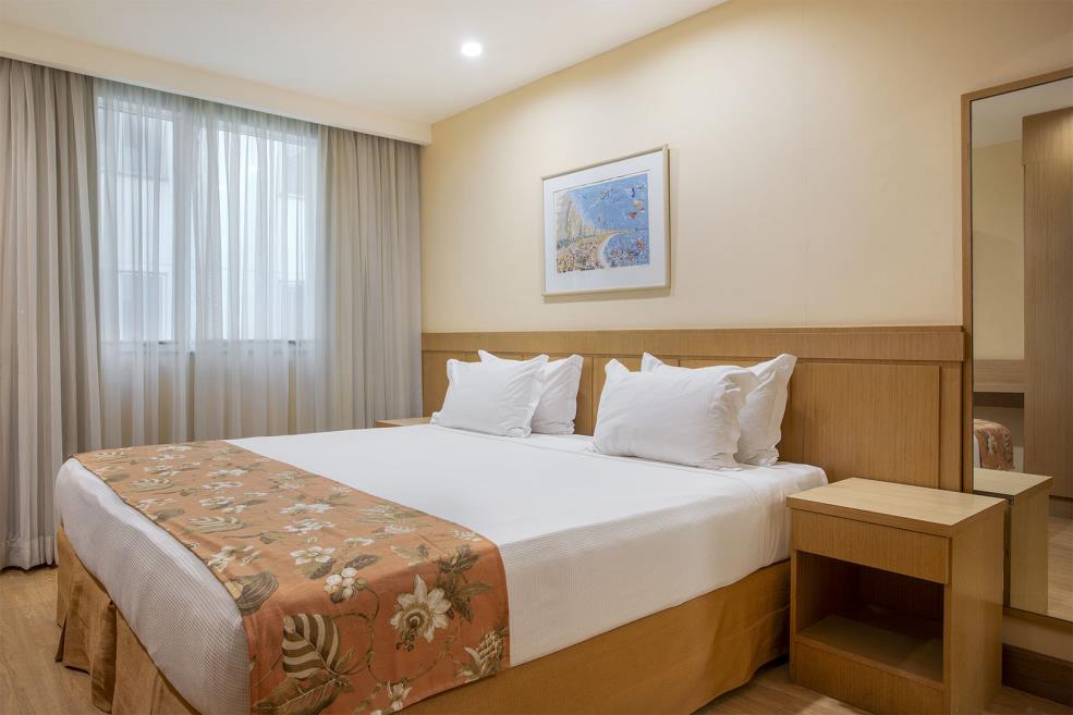 quarto standard dbl.jpg