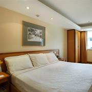 STANDARD COM CAMA CASAL