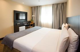 Standard with double bed of Windsor Martinique Copacabana