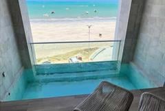 Duplo Frente Mar com Piscina